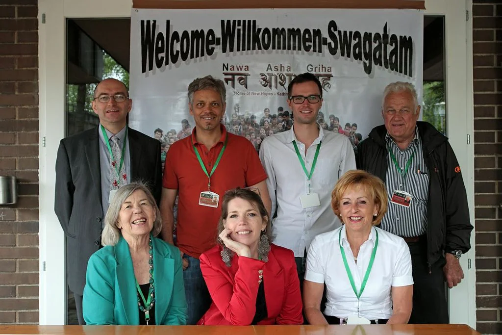Stiftungsrat: Frédéric Perrier, Romedius Alber,  Philipp Inauen, Heinz Sulzer (oben v.l.)  
Judith Wick, Nicole Thakuri-Wick, Brigitte Weiss (unten v.l.) (Foto: Michèle Bollhalder)