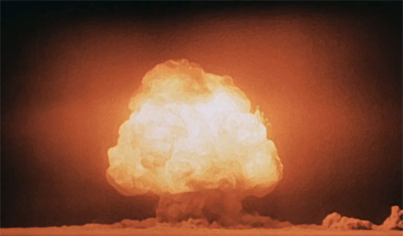 16. Juli 1945: In New Mexico, nahe der Stadt Alamogordo, findet der erste Atombomben-Test statt. Das Experiment trägt den Namen Trinity-Test (Dreifaltigkeit). Die Sprengkraft beträgt 21 Kilotonnen. Die Plutonium-Implosionsbombe wird auf einem 30 Meter hohen Turm angebracht und gezündet. Der Pilz erreicht eine Höhe von zwölf Kilometern. Die Druckwelle ist bis in 160 Kilometern Entfernung zu spüren. Der erste sowjetische Test findet vier Jahre später, 1949, statt. Seither wurden weltweit etwa 2’000 Kernwaffe…