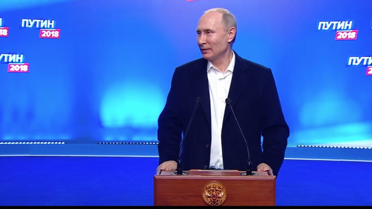 Putin am Sonntagabend in seinem Hauptquartier in Moskau. (RT/J21)