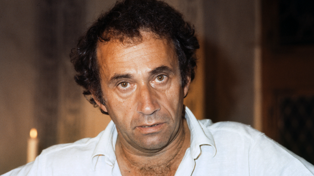 Wilfried Bolliger, Regisseur, im August 1983 bei einer Pressekonferenz in Zürich zu den Dreharbeiten zum Film "Zwingli" (Keystone/Niklaus Stauss)