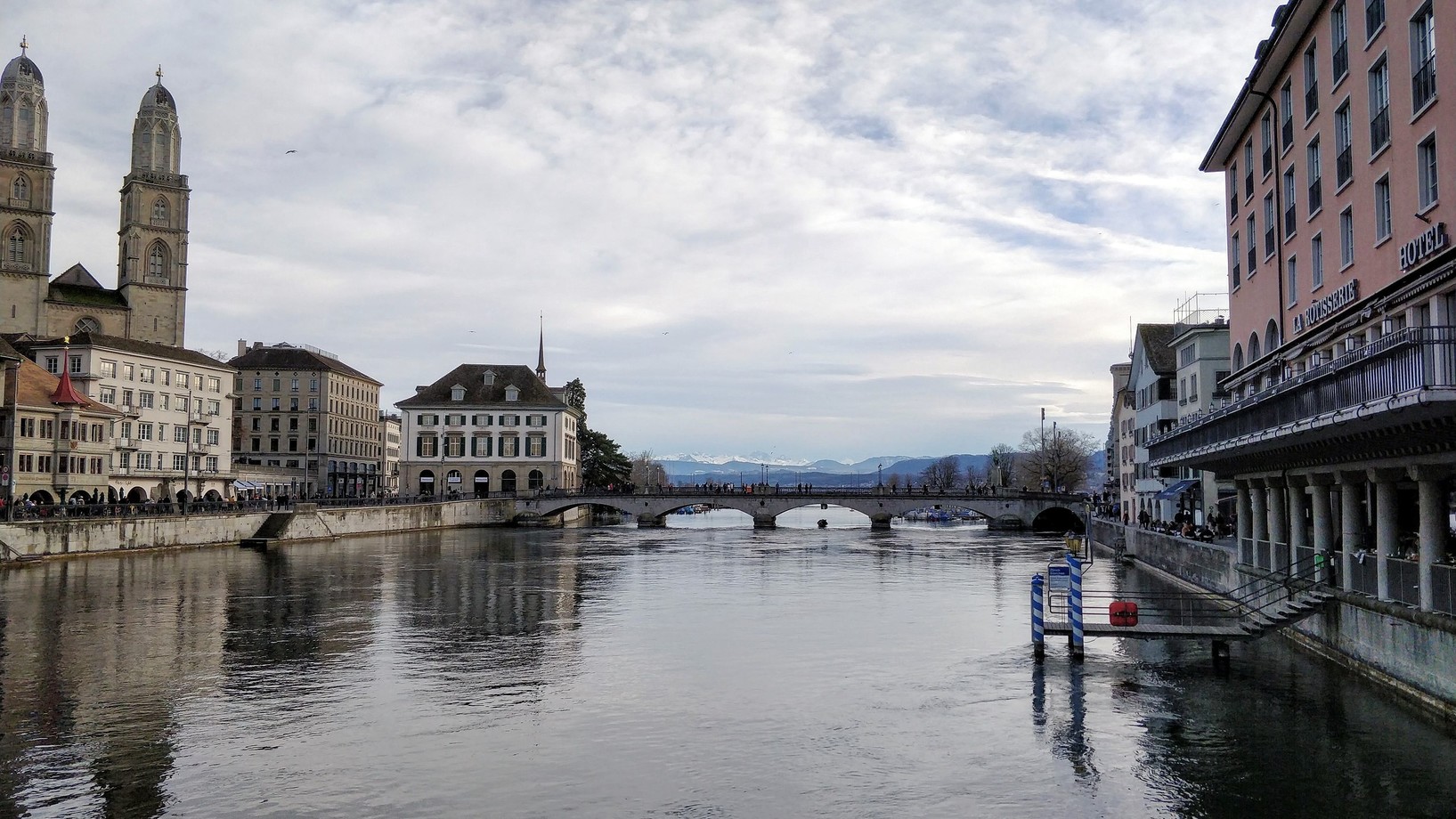 Test-Bild: Blick auf das Stadtzentrum von Zürich