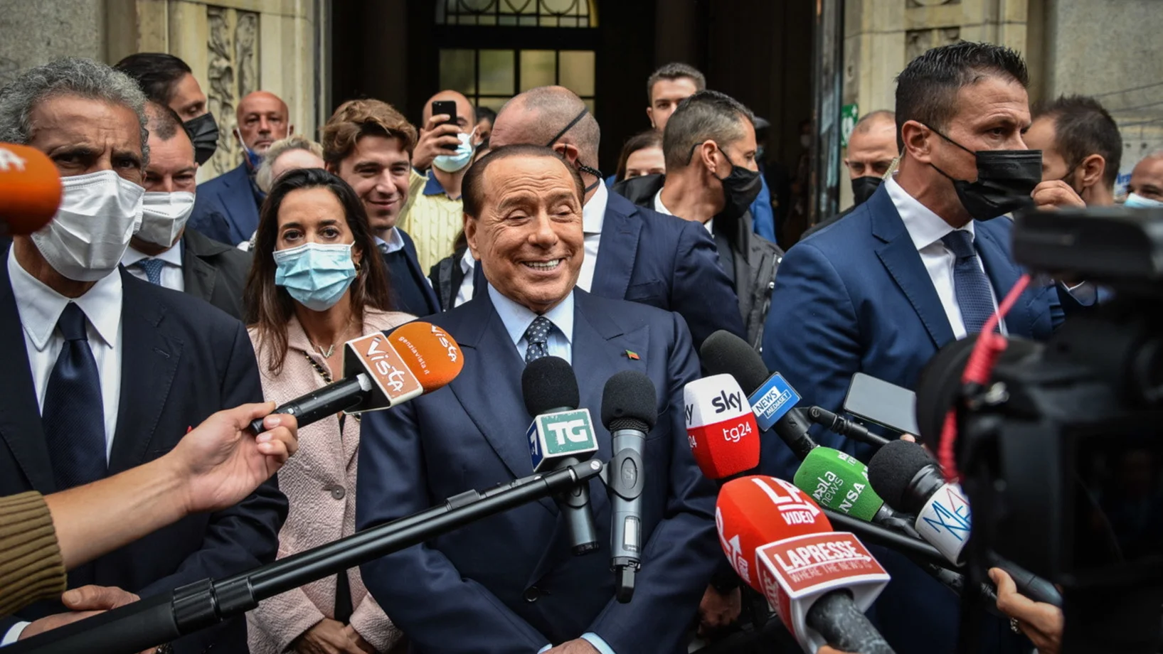 Berlusconi, Mailand