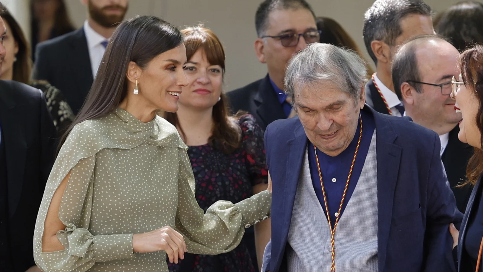 Königin Letizia, Rafael Cadenas