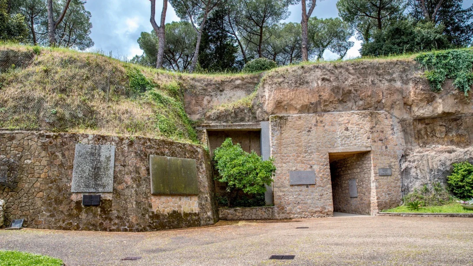 Ardeatinische Höhlen