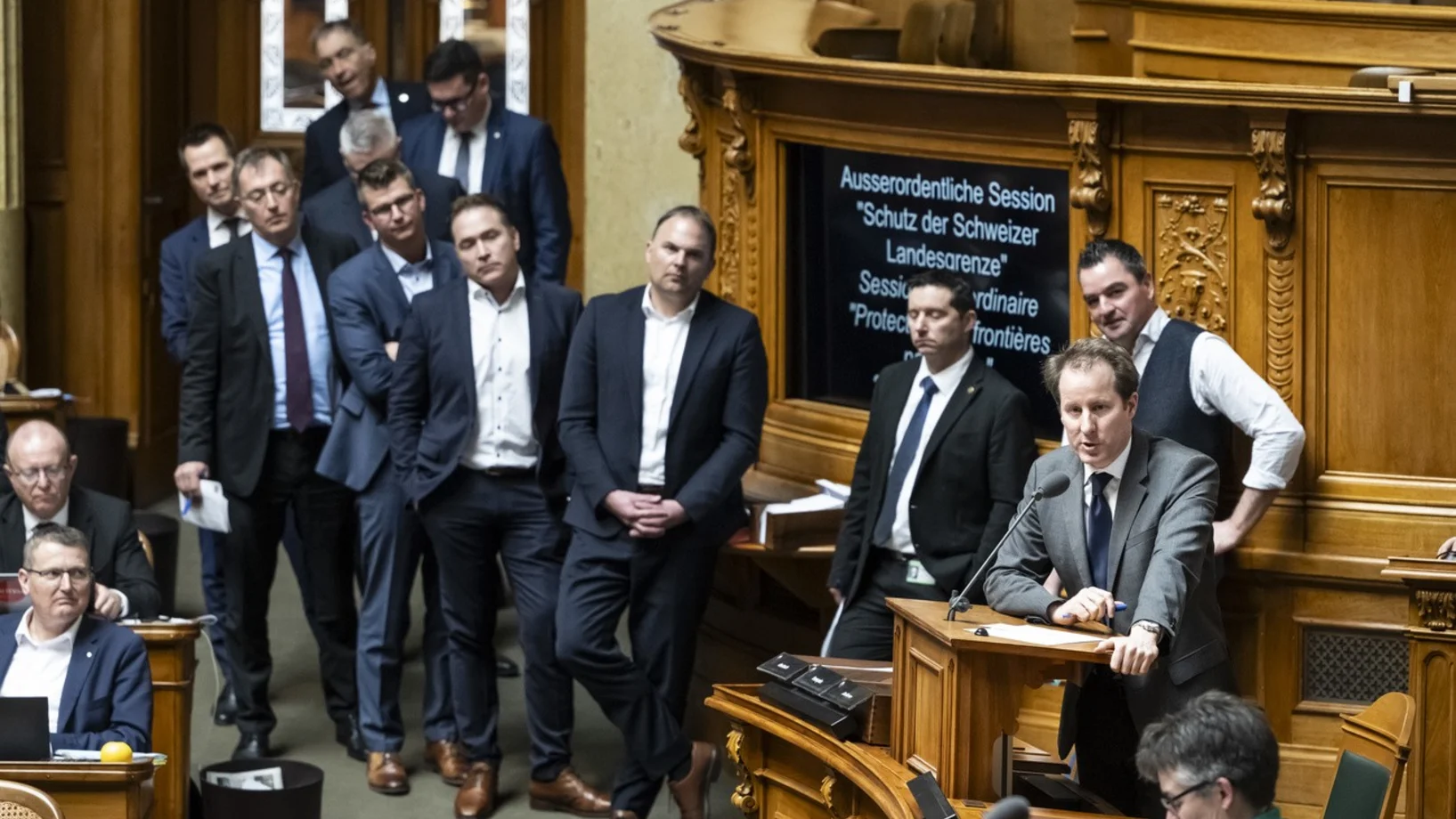 Nationalrat, Asylverfahren