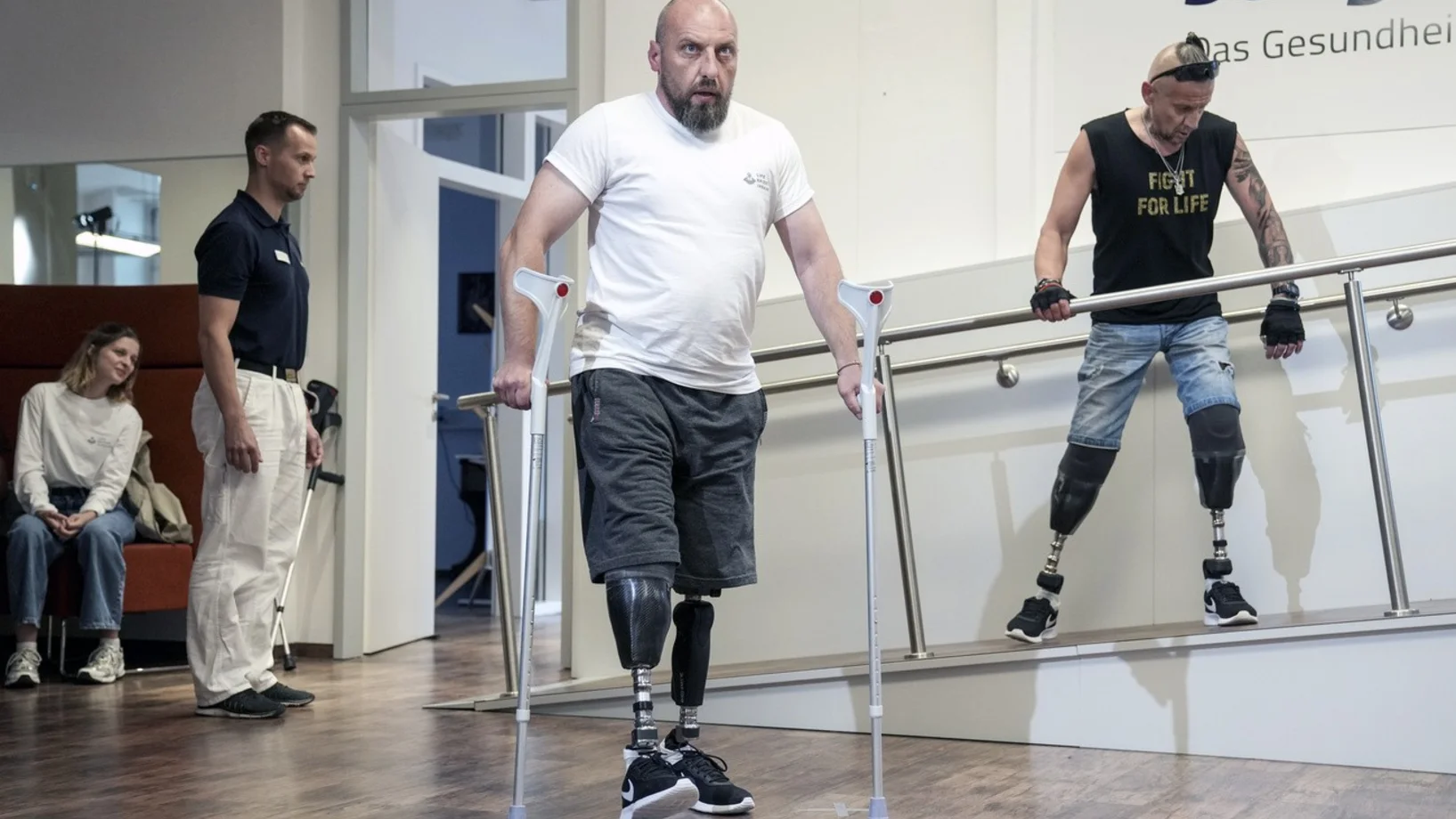 Verletzte, Prothesen