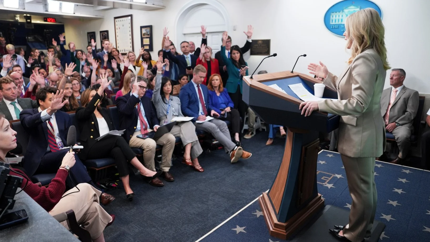 Karoline Leavitt, Presseraum White House 