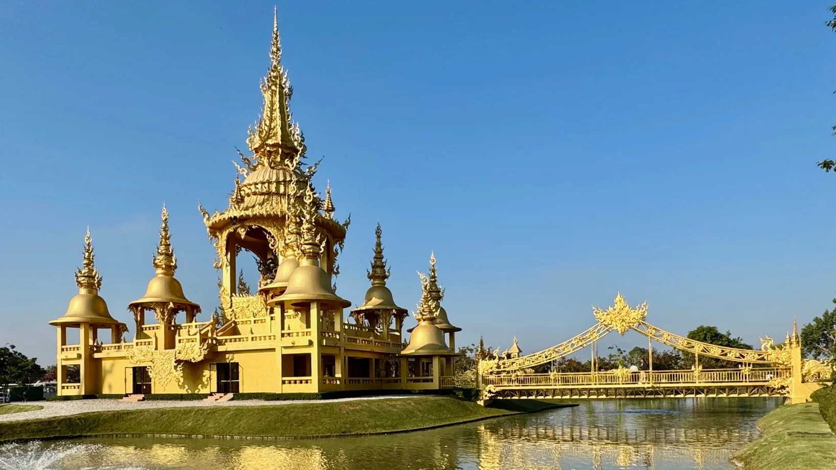 Chalermchai Kositpipat 