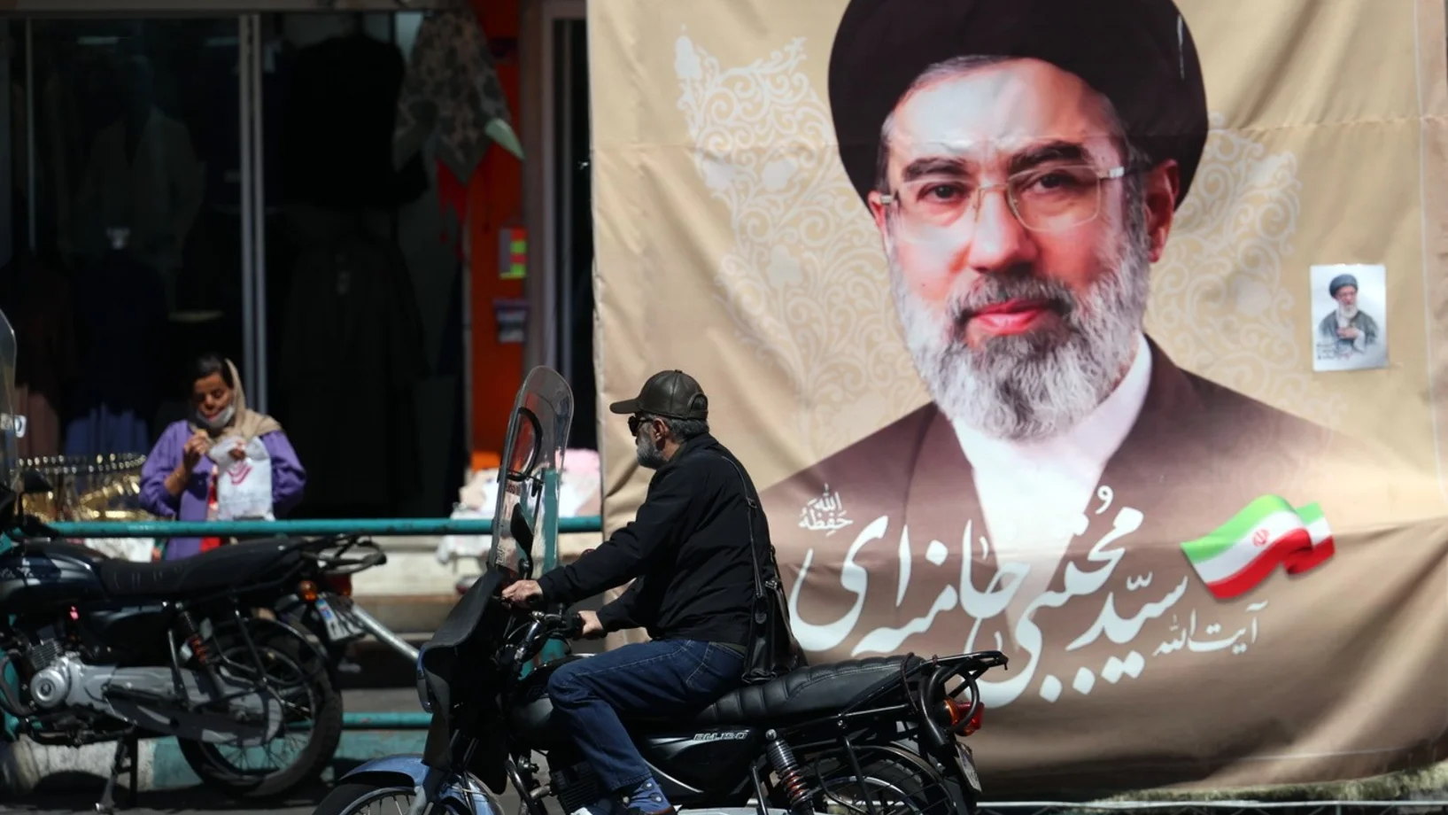 Mojtaba Khamenei, Teheran 
