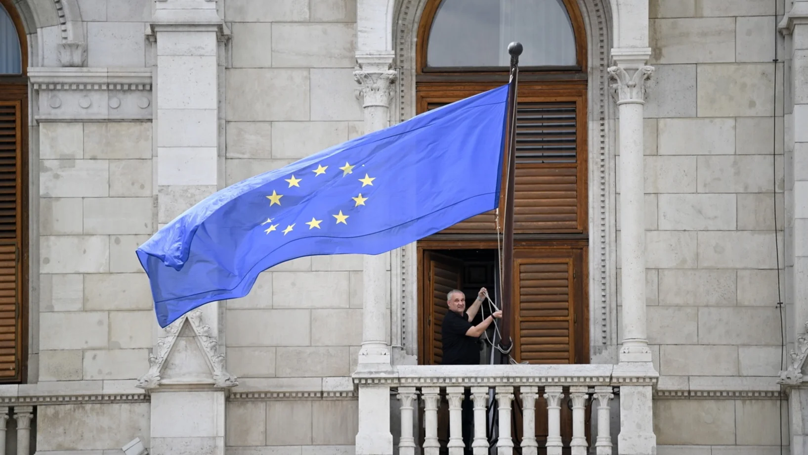 EU-Flagge in Budapest