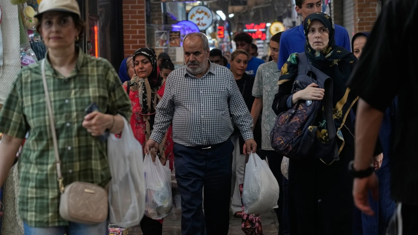 Teheran, Bazar