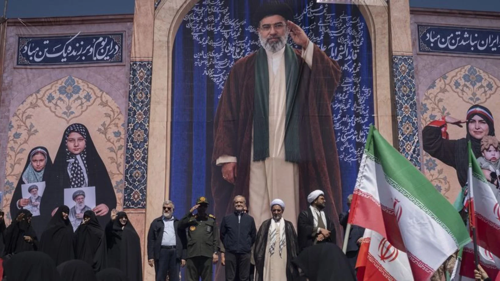 Wer entscheidet in Teheran