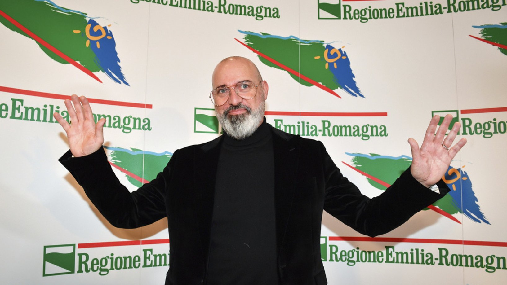 Der Sieger: Der Sozialdemokrat Stefano Bonaccini nach Bekanntgabe der Ergebnisse der Regionalwahlen in der Emilia-Romagna. (Foto: Keystone/AP/La Presse/Massimo Paolone)