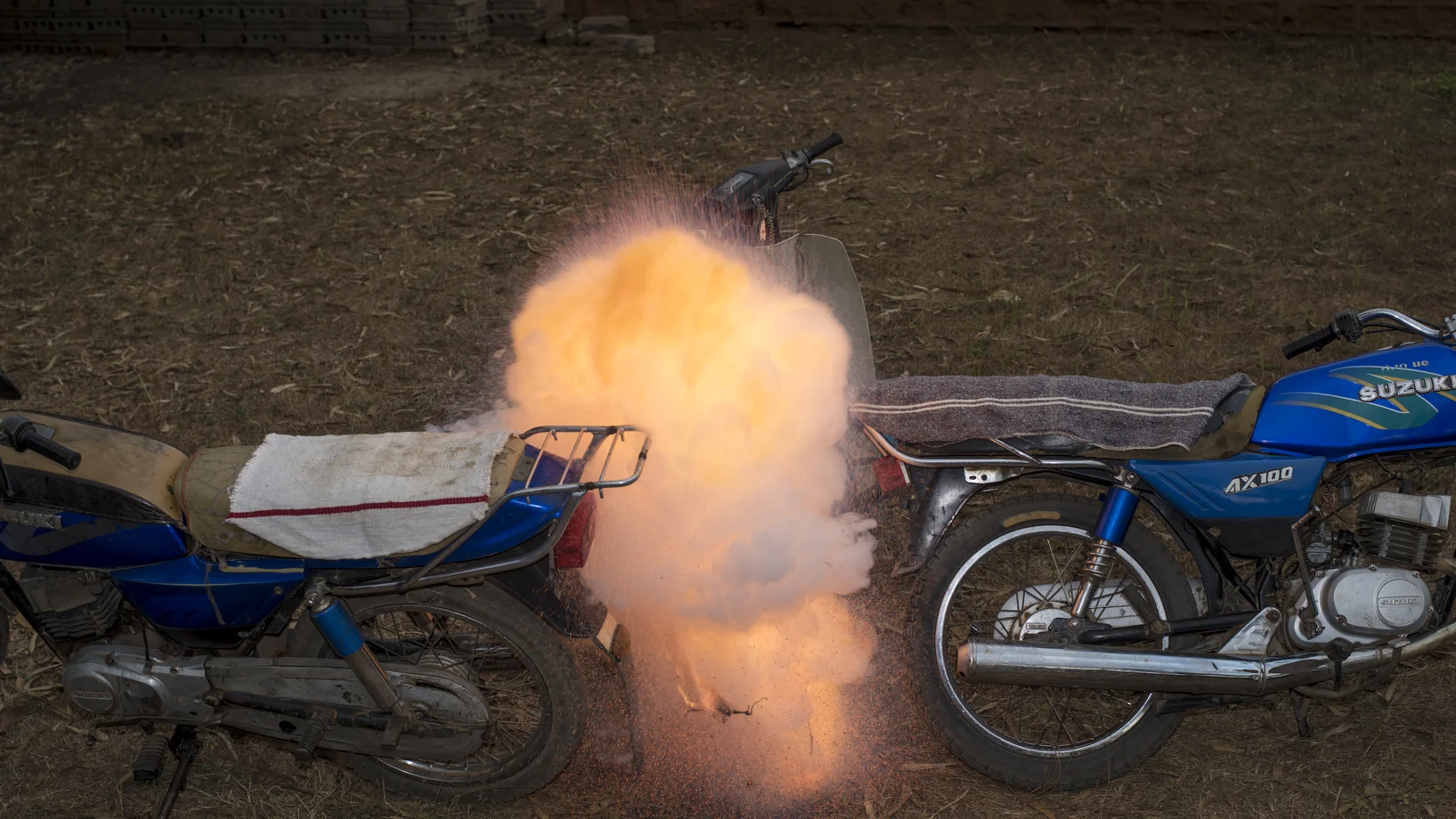 On Carbon Emissions [Über CO2-Ausstoss]. Aus der Serie «Excessocenus», 2016. © Cristina de Middel & Bruno Morais