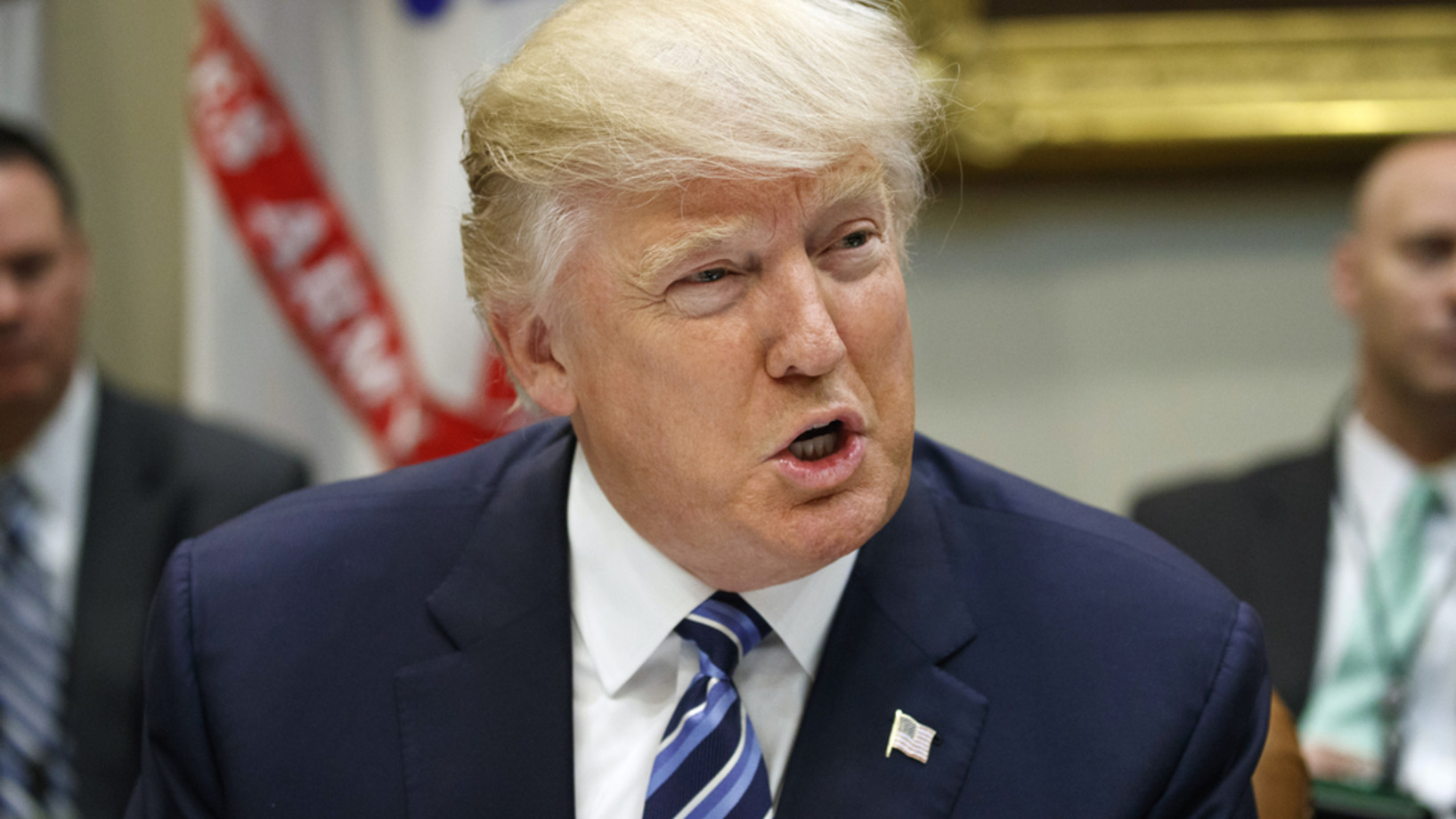 Trump am 9. Februar 2017 im Weissen Haus (Foto: Keystone/AP/Evan Vucci)
