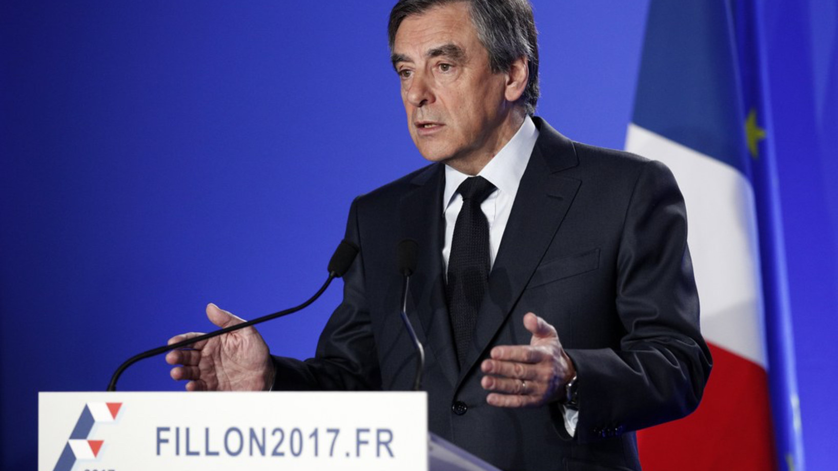 François Fillon bei der Pressekonferenz in seinem Pariser Hauptquartier (Keystone/EPA, Yolan Valat) 