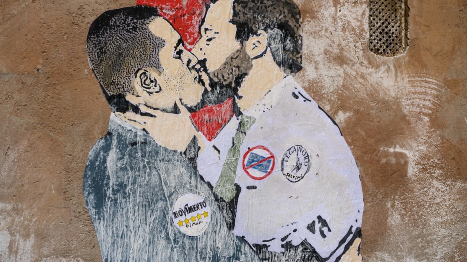 Street Art an einer Hausmauer in Rom: Luigi Di Maio (links) und Matteo Salvini (Foto: Keystone/AP/Andres Medichini)