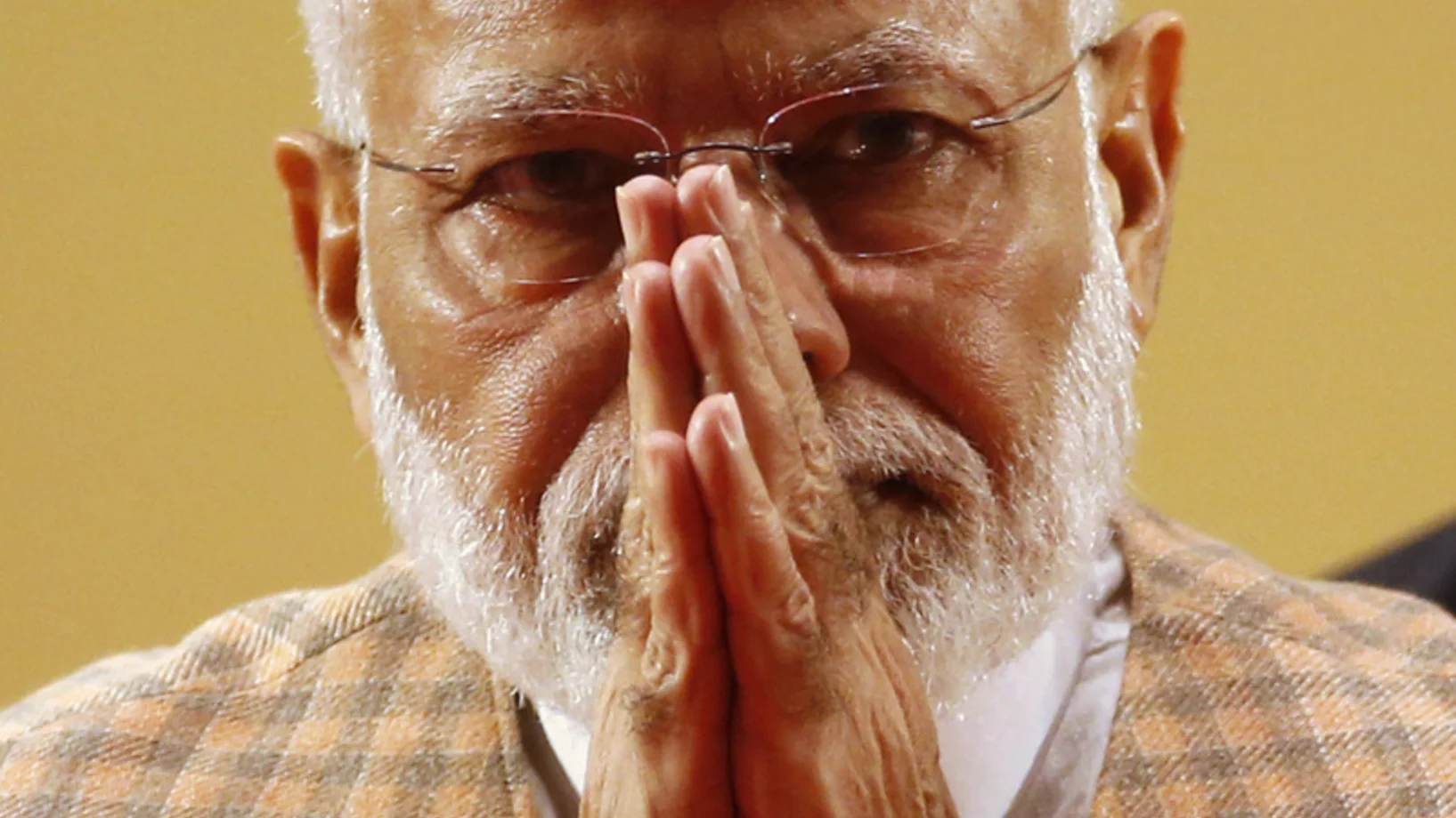 Die indische Kongresspartei zerbröckelt, Premierminister Narendra Modi dominiert. Im Bild: Modi am Samstag bei der Eröffnung einer Metro-Linie in Mumbai/Bombay. (Foto: Keystone/AP/Rafiq Maqbool)
