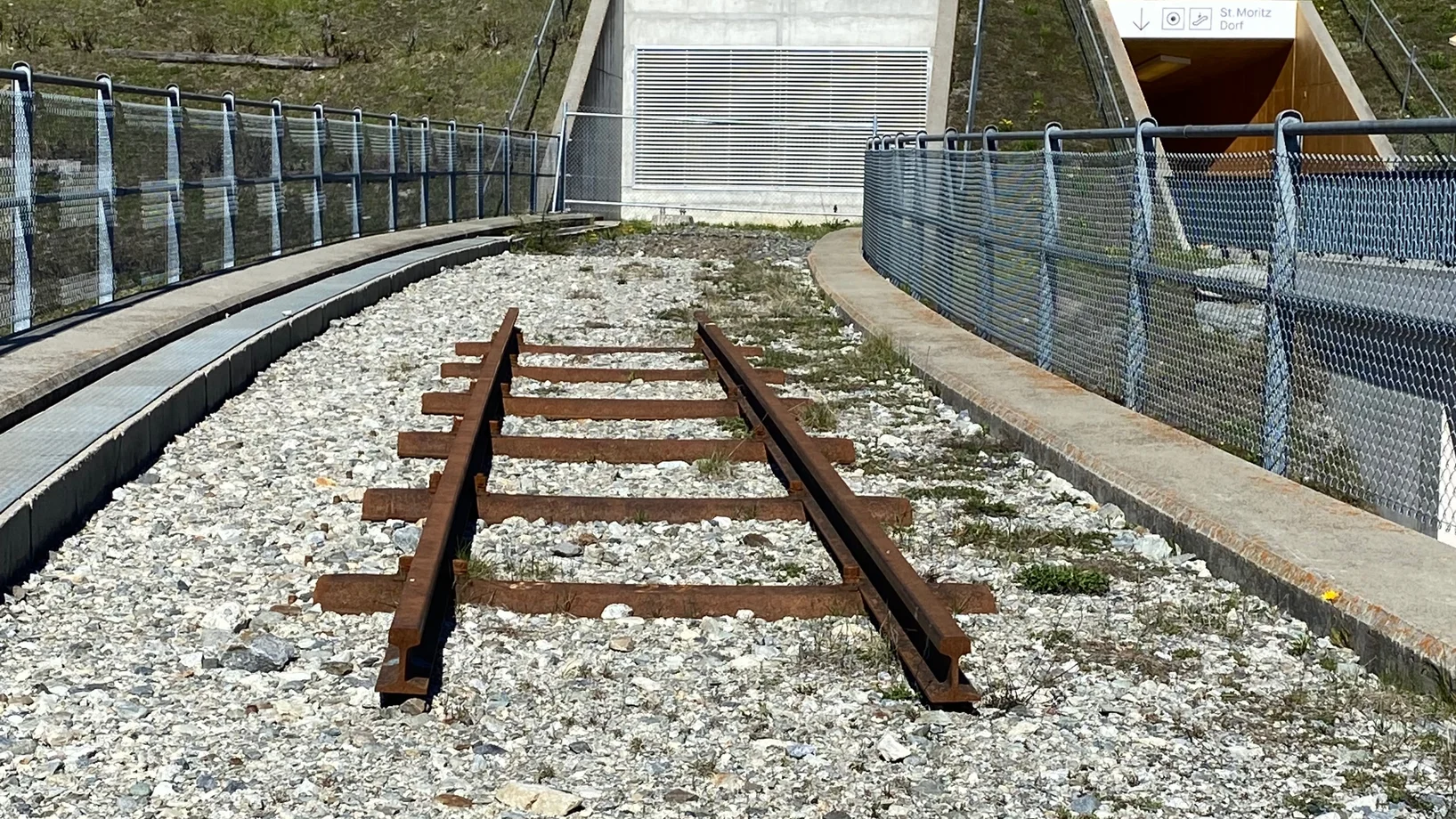 Zwei Brücken: Sehnsucht nach dem Mittelmeer?