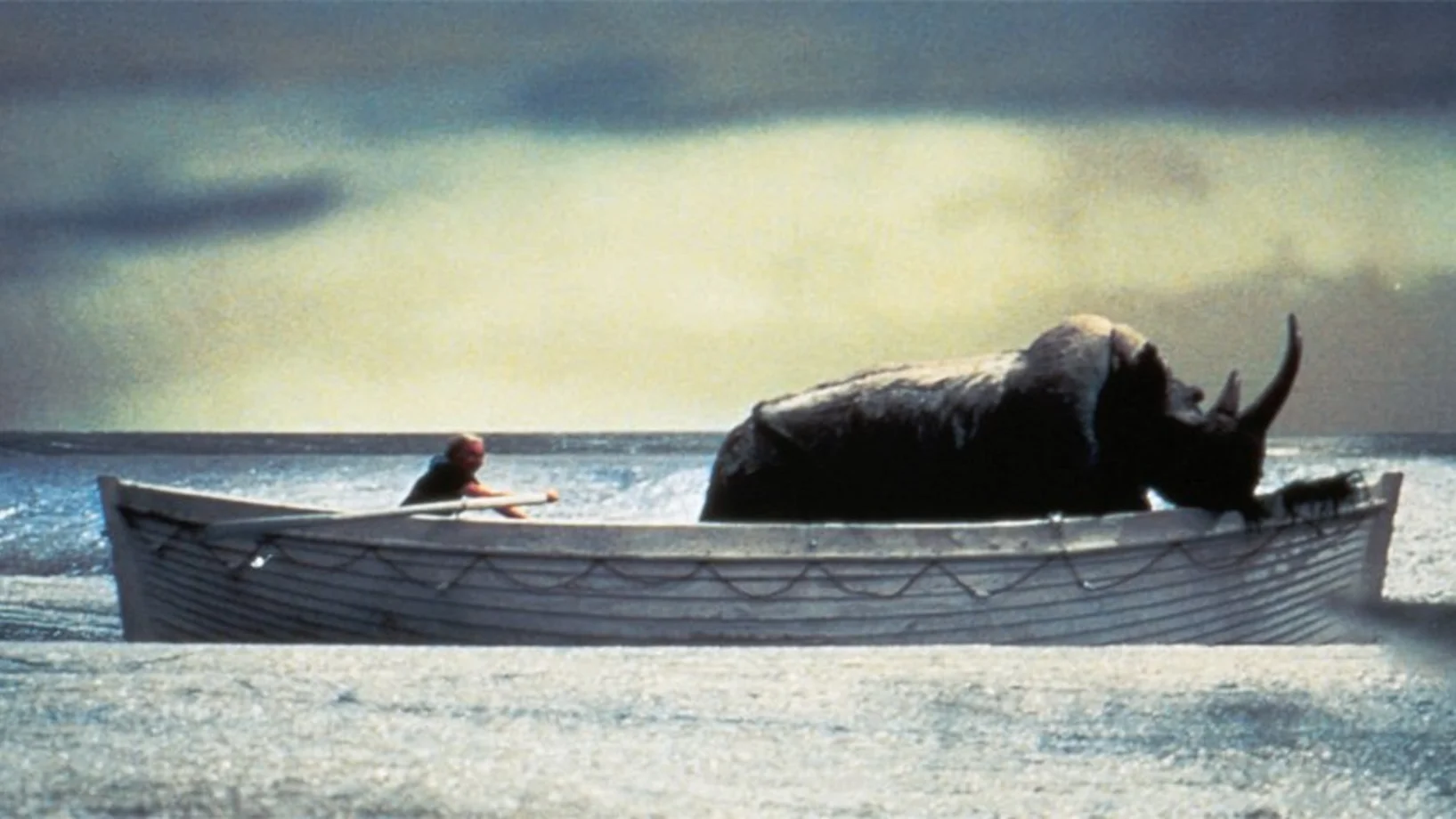 Alles nur Kulisse: Dreharbeiten zu Fellinis „E la nave va“ 1984