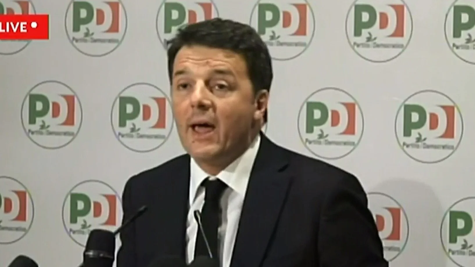 Renzi gibt seinen Rücktritt bekannt. (Foto: J21)