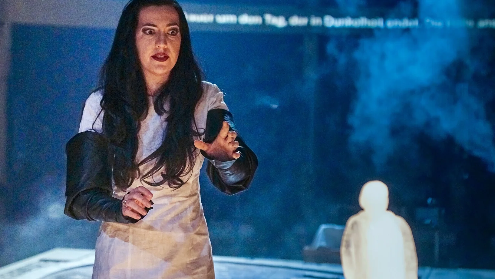 Marina Viotti zelebriert Dowland in mysteriöser Umgebung  © Ingo Hoehn