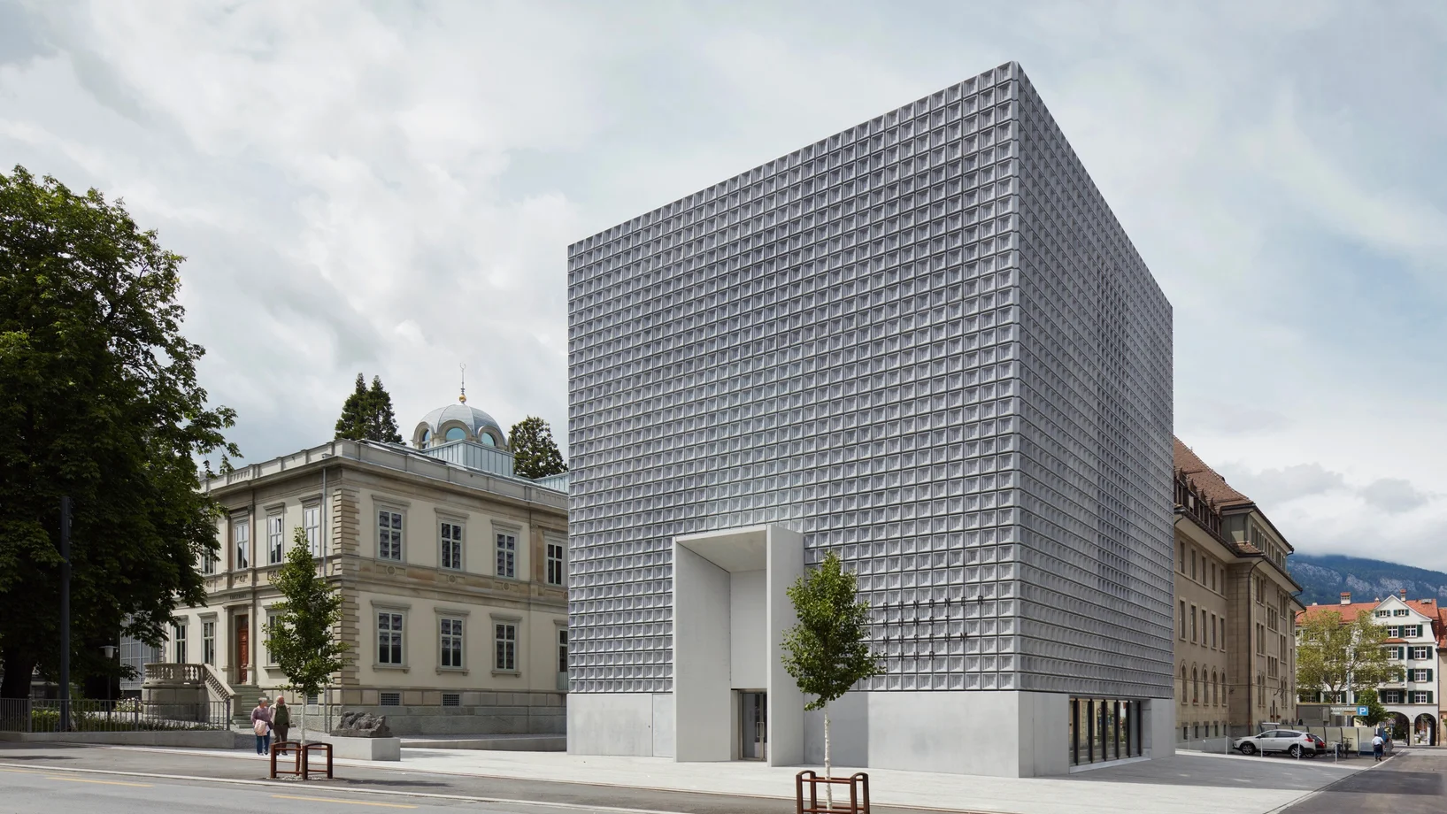Kunstmuseum Chur, Aussenansicht mit renovierter Villa Planta und  Erweiterungsbau der Architekten Barozzi/Veiga, © Ralph Feiner