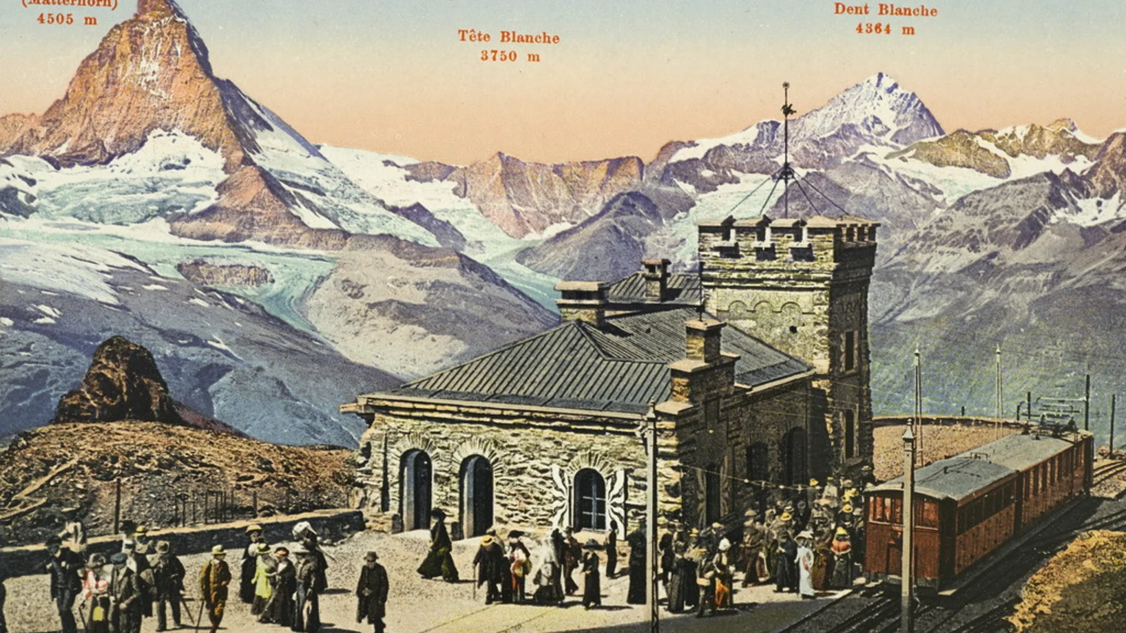 Am 20. August 1898 nahm oberhalb von Zermatt die Gornergratbahn den Betrieb auf. Sie ist eine elektrisch betriebene Zahnradbahn. Als zweithöchste Bergbahn Europas wird sie nur von der Jungfraubahn übertroffen. Das Bild stammt aus dem Jahr 1900. Es ist koloriert. Über der Station Gornergrat zeigt es das Matterhorn, die Tête Blanche und den Dent Blanche. (Foto:Keystone/Photoglob/Photochrome Collection)