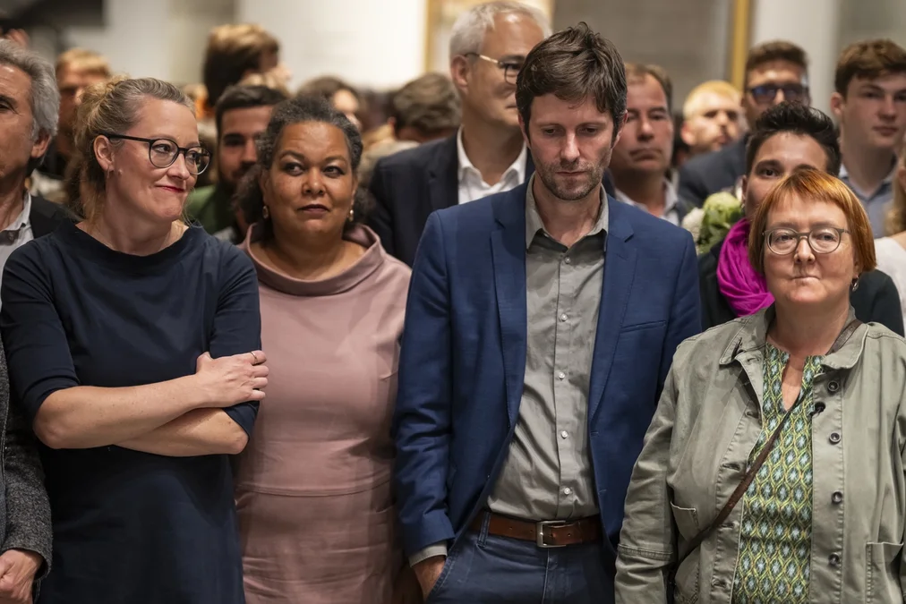 Die Schweizer Politik rückt nach rechts Journal21